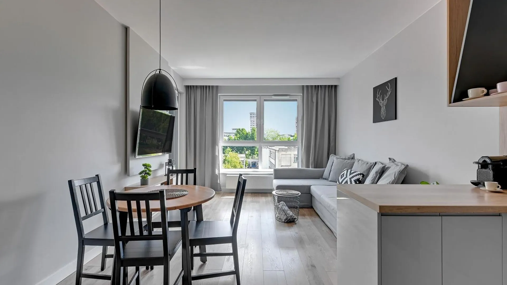 Obroncow Wybrzeza By Downtown Apartments Gdansk